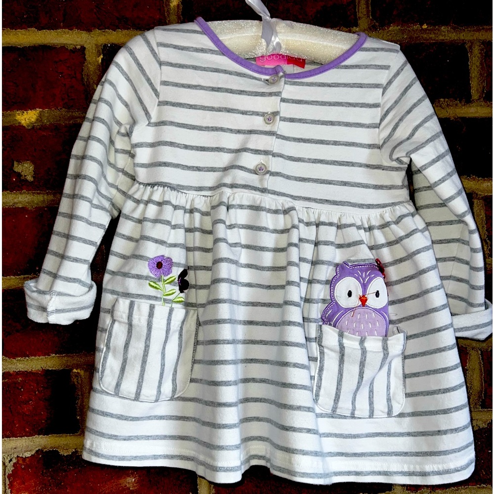 Cute and snuggly soft white and lavender top with embroidered owl and flowers